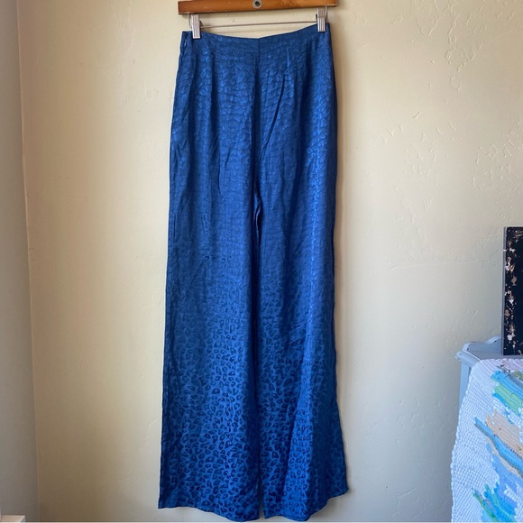Lovers + Friends Regina Jacquard Leopard Pant in Blue NWT - Picture 7 of 14